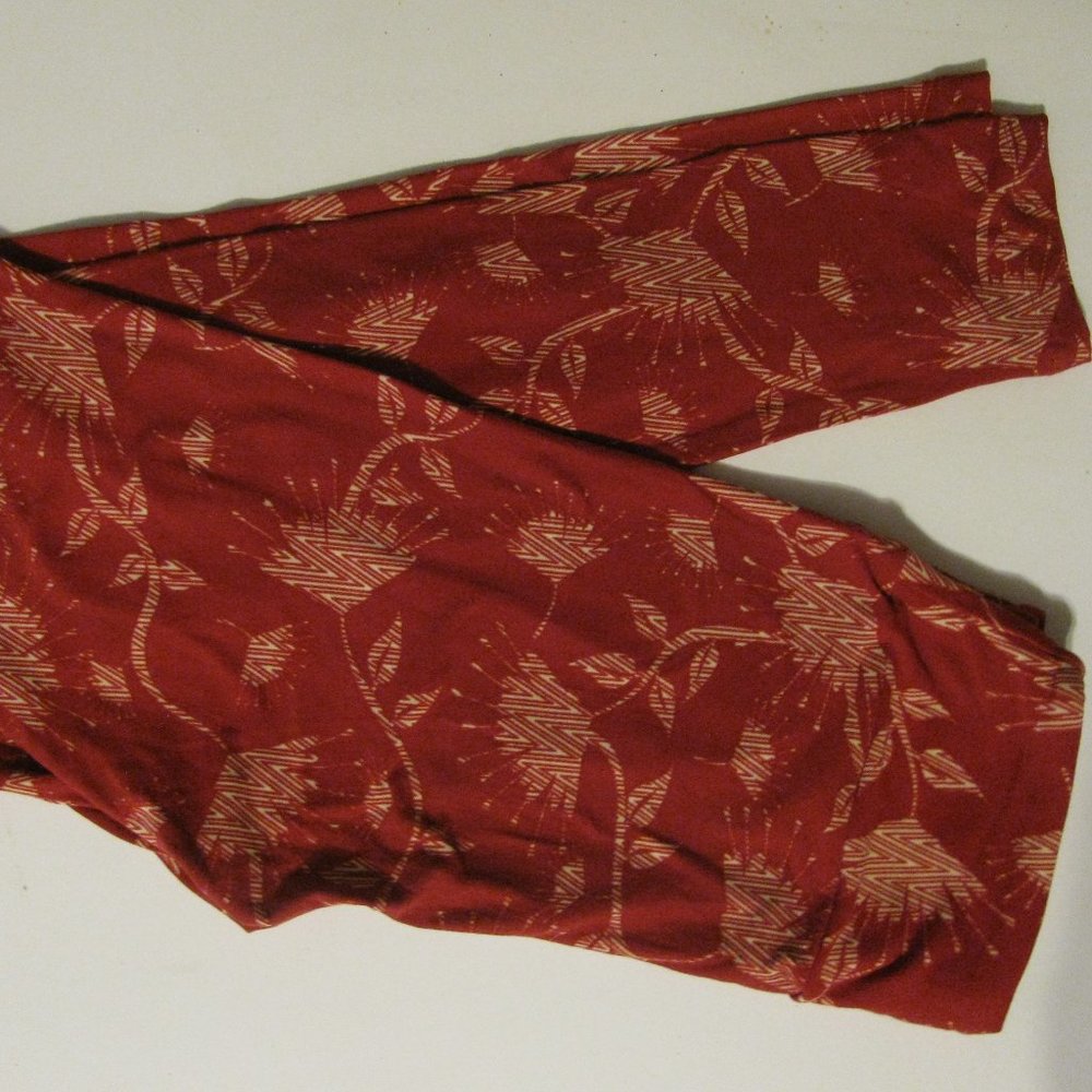 * LuLaRoe One Size OS Leggings New $25 Rust with Cream Flowers Velvety - Picture 1 of 2